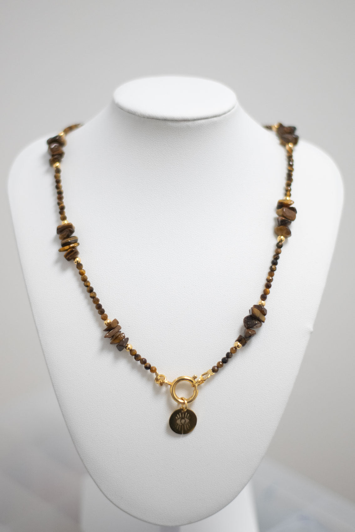 ⭐ Collier en Œil de Tigre & Acier Doré – Bijou Tendance | Idée Cadeau Femme