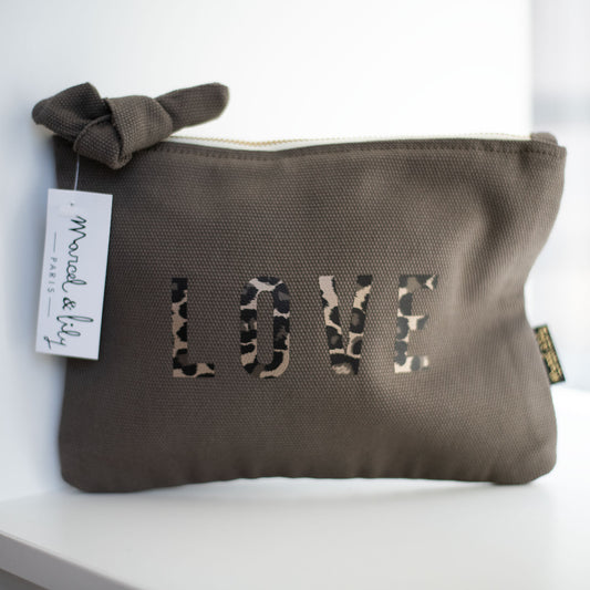 Pochette Taupe – LOVE Léopard