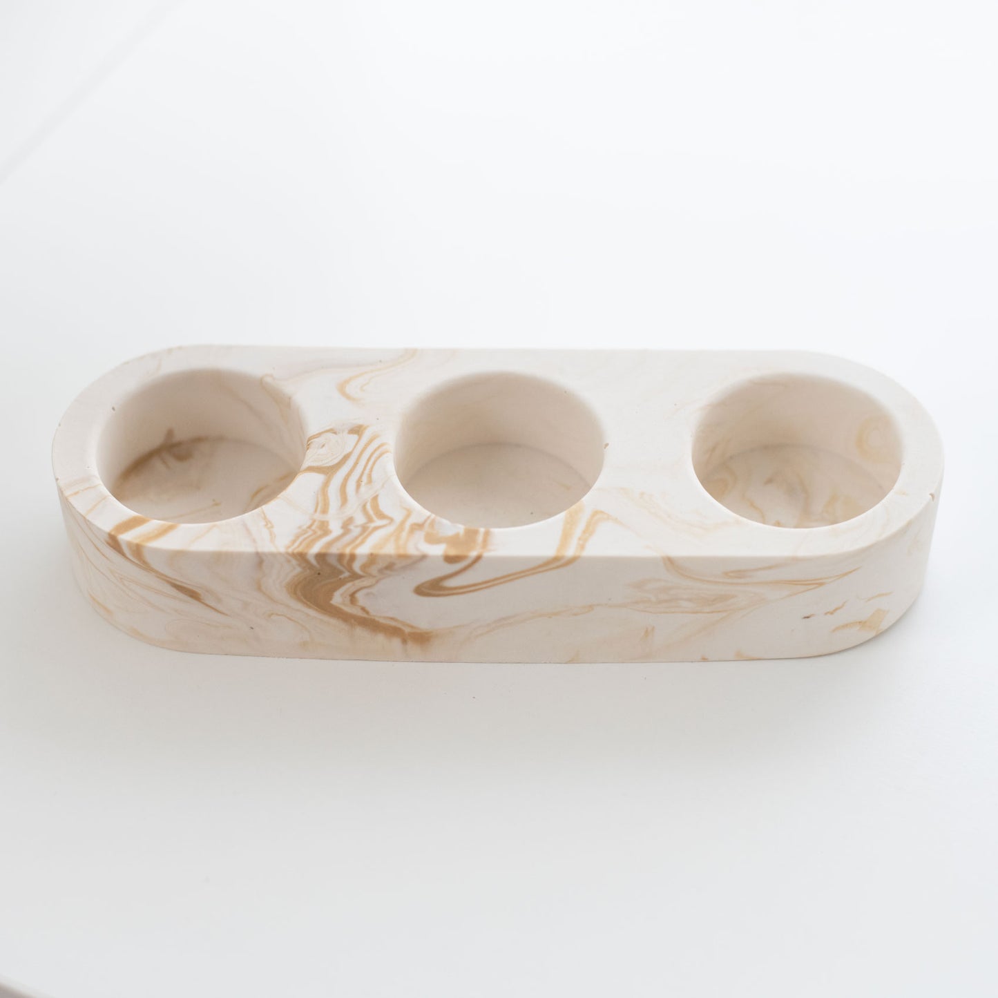 Bougeoir en Jesmonite Blanc et Café – Design Minimaliste et Élégant