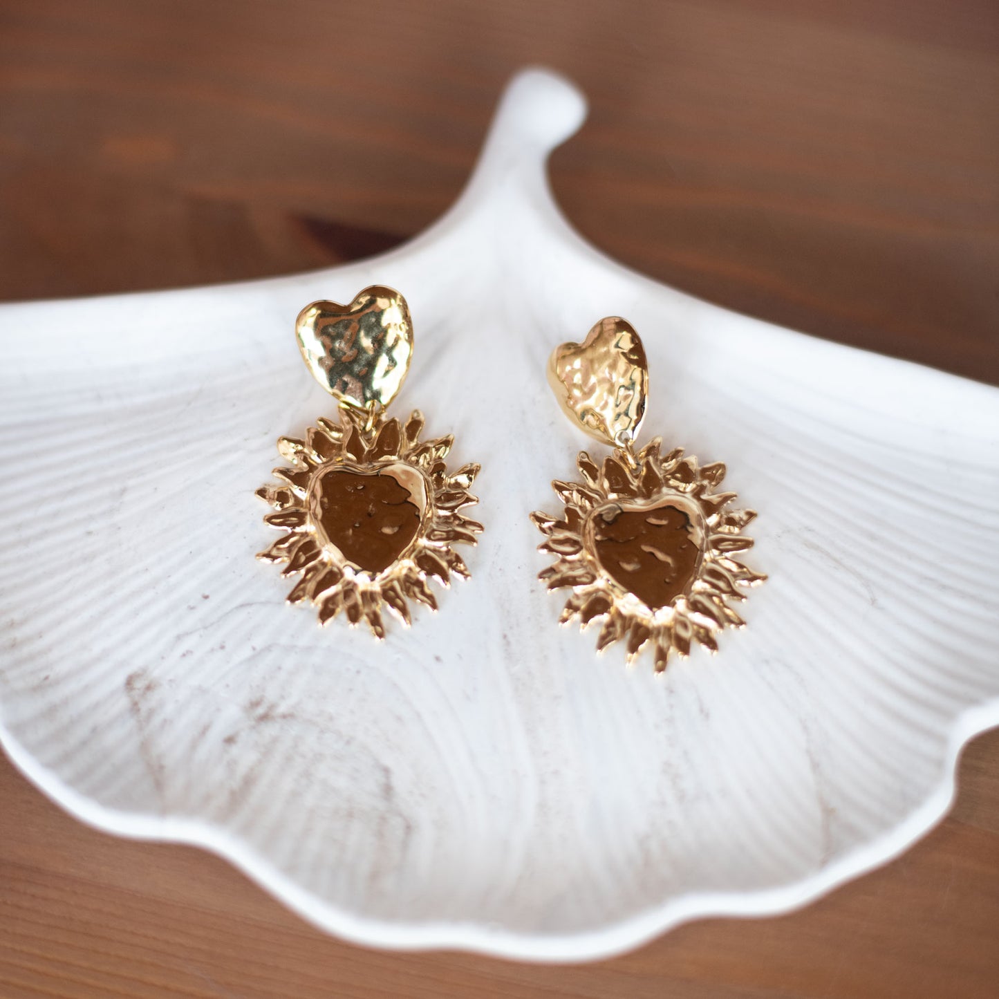 💖 Boucles d’Oreilles Cœur en Acier Inoxydable – Élégance et Intemporalité