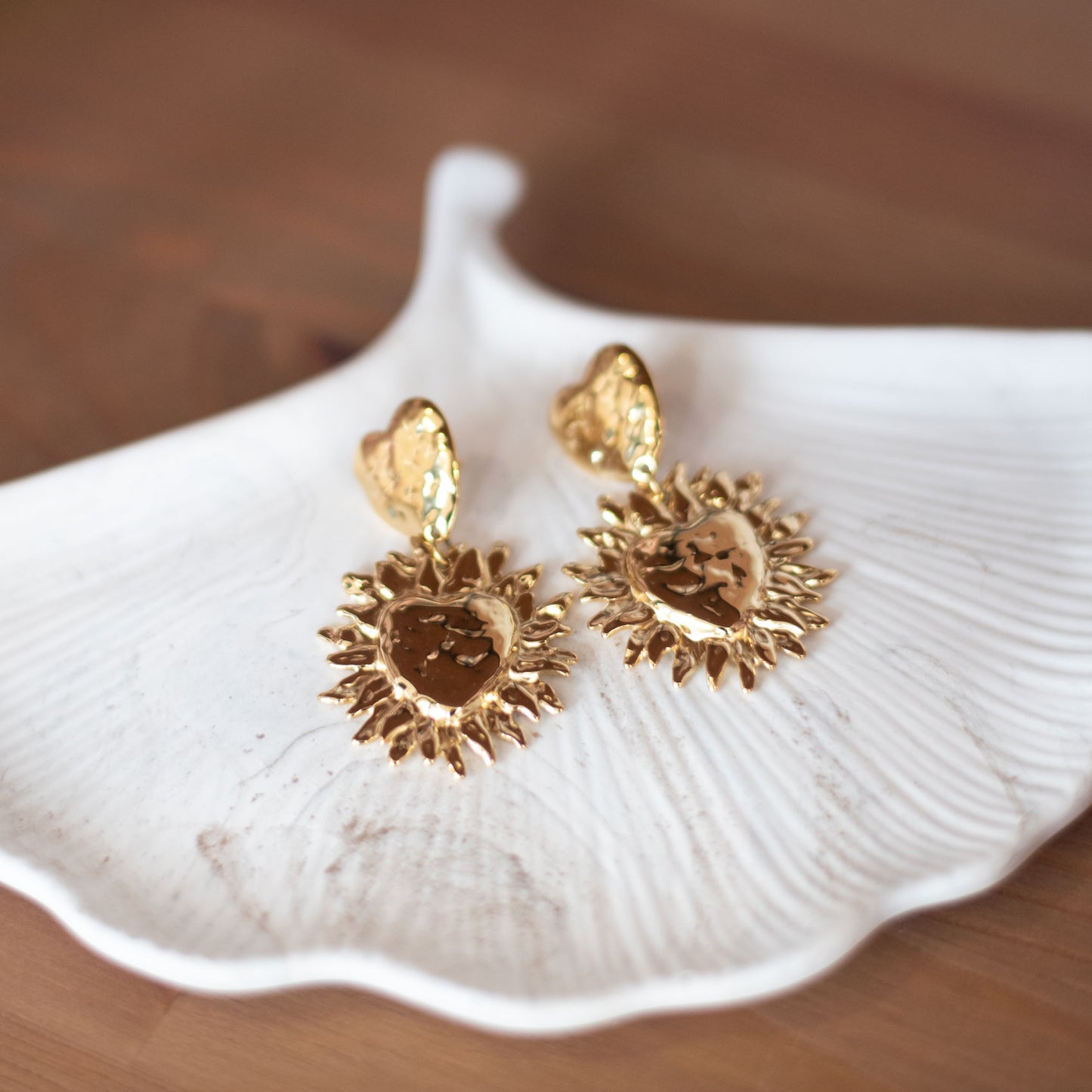 💖 Boucles d’Oreilles Cœur en Acier Inoxydable – Élégance et Intemporalité