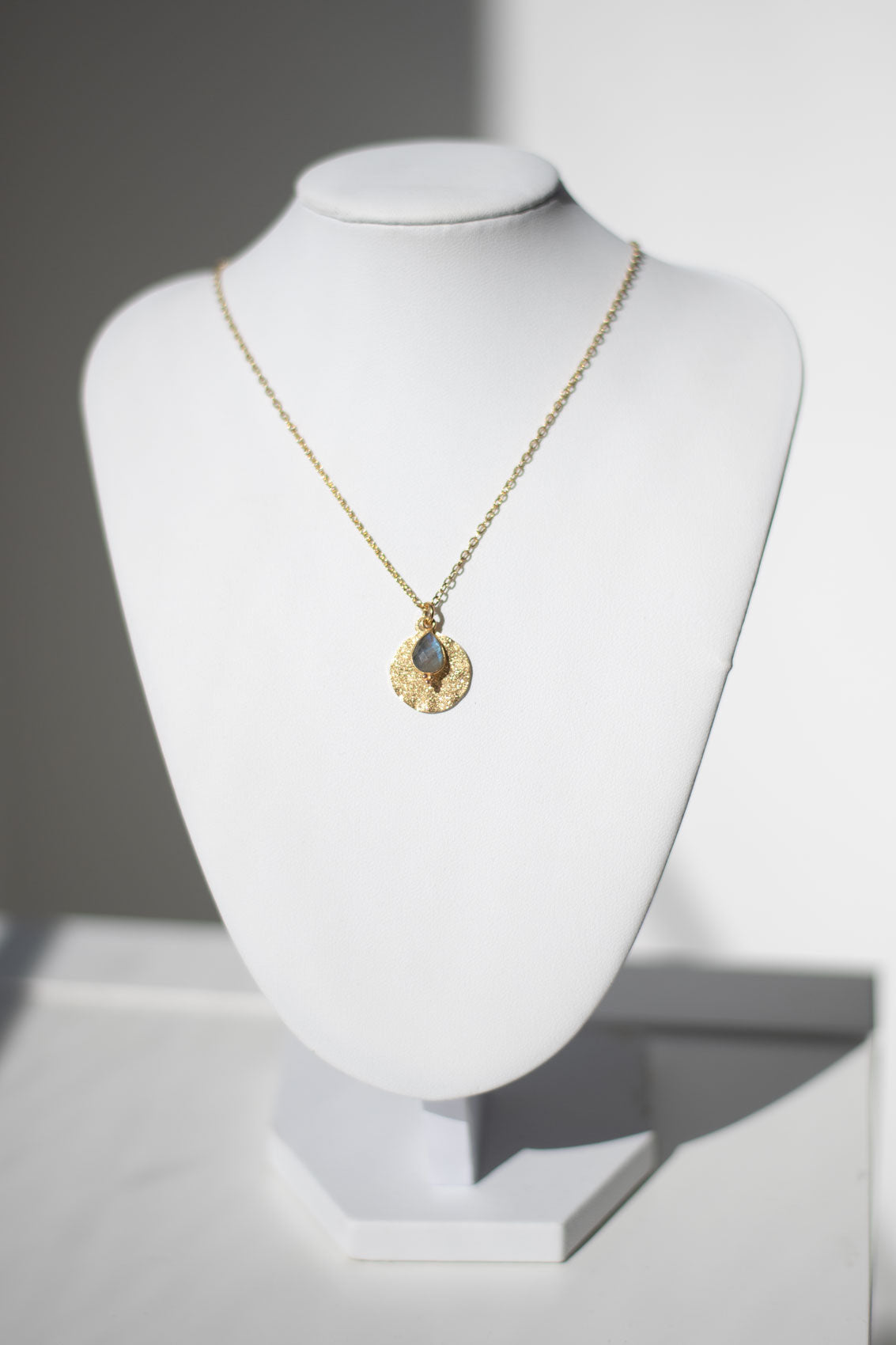 Collier Labradorite – Pierre Naturelle de Protection | Collier Acier Inoxydable