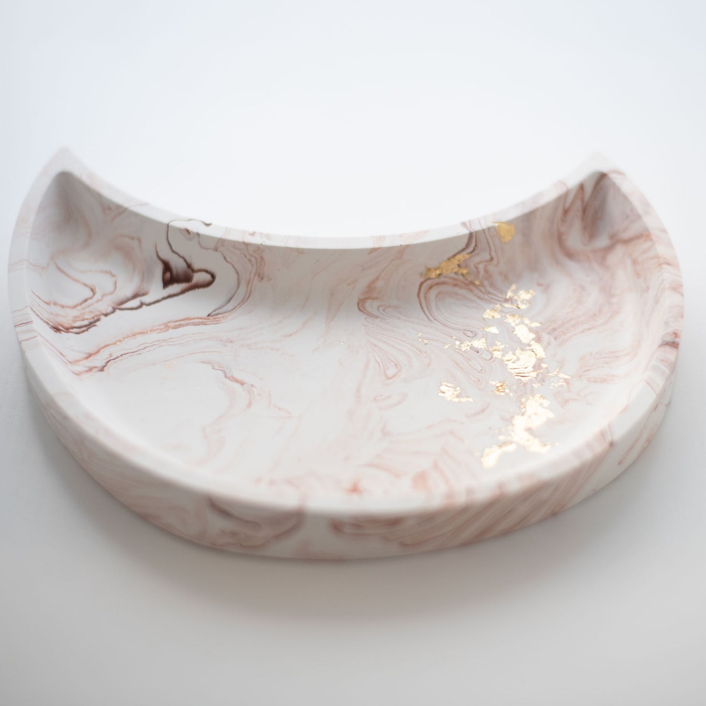 Plateau en Jesmonite « Lune » – Vide-poche décoratif fait main | Idée cadeau de Noël