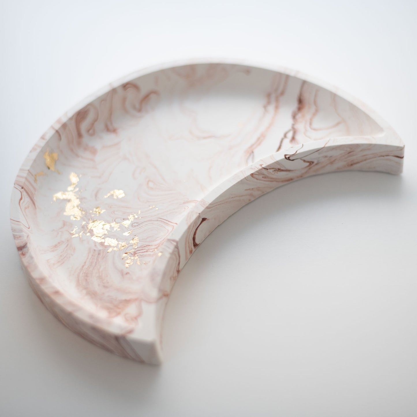 Plateau en Jesmonite « Lune » – Vide-poche décoratif fait main | Idée cadeau de Noël