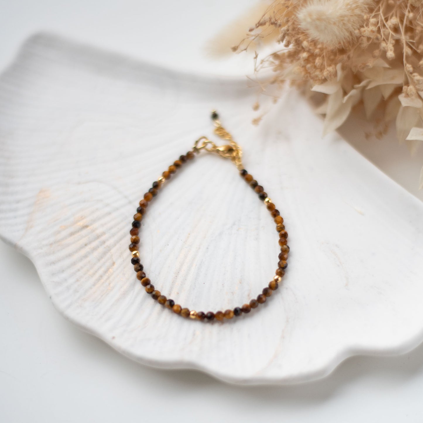Bracelet fin en pierres naturelles d’Œil de Tigre – Protection, confiance et force intérieure